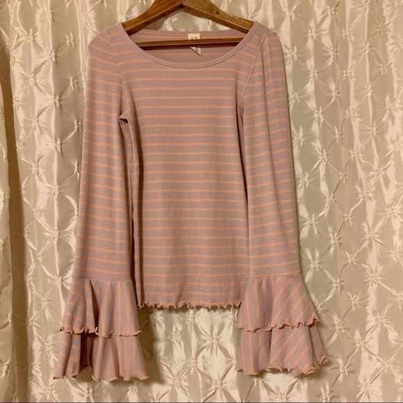 Free People Good Find Bell Fluted Sleeve Ribbed Top - Picture 2 of 14